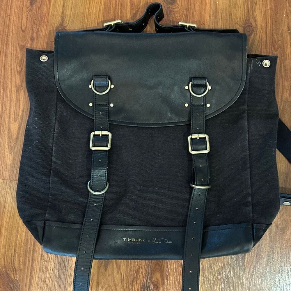 Timbuk2 Phoebe Dahl Jet pack Black leather canvas backpack.